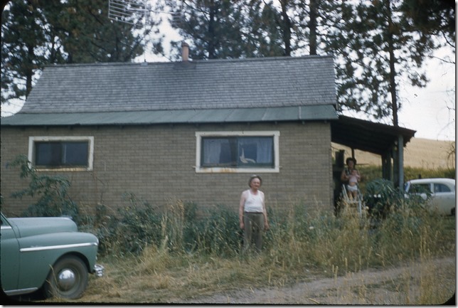 House by church 1956 (1)
